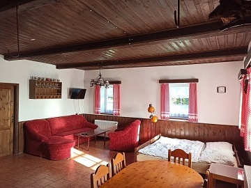 Chalupa s baz�nem - samota v CHKO Orlick� hory