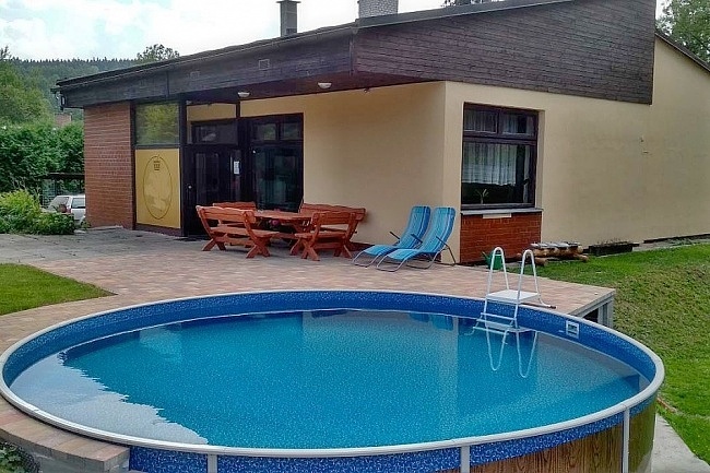 Wellness chata a bazén - Mladé Buky - Janské Lázně