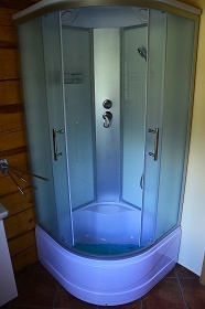 Roubenka �esk� Kanada - Kun�ak - hrad Land�tejn