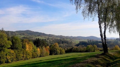 Chalupa s baznem u pehrady Vr - Svratka