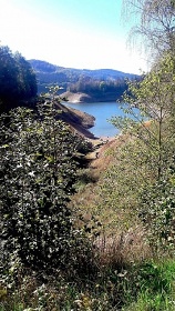 Chalupa s baznem u pehrady Vr - Svratka