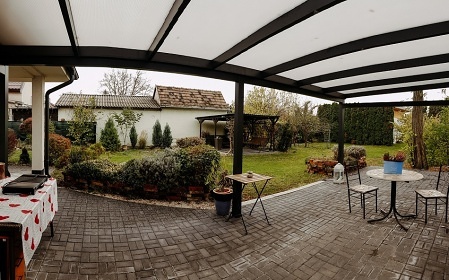 Rekreační dům se zahradou - termály Veľké Dvorníky