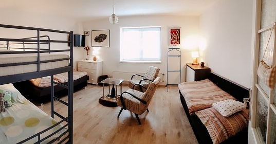 D�m u jezera - Thermalpark Dunajsk� Streda