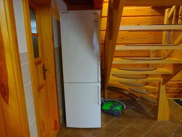 Roubenka s baz�nem - Term�ln� park Velk� Losiny