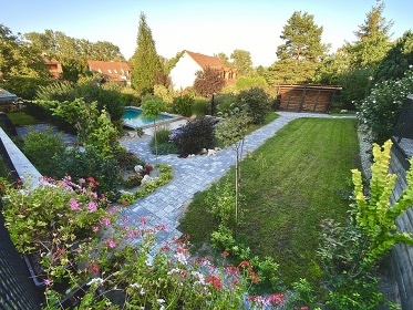 Chalupa bazn a vinn sklpek - Nov Mlna - Plava