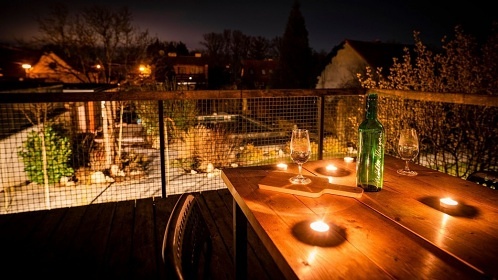 Chalupa baz�n a vinn� sklep - Nov� Ml�ny - P�lava