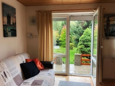 Chata u �eky Oh�e - hrad Per�tejn - Doupovsk� hory