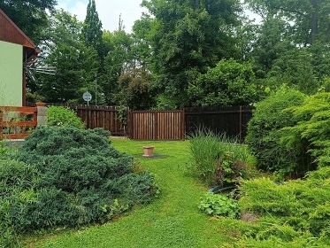 Chata u �eky Oh�e - hrad Per�tejn - Doupovsk� hory