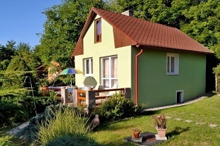 Nov� objekt: Chata u �eky Oh�e - hrad Per�tejn - Doupovsk� hory 4C-055