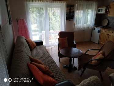 Chata u eky Ohe - Pertejn - Doupovsk hory