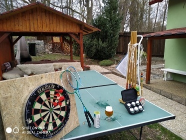 Chata u �eky Oh�e - hrad Per�tejn - Doupovsk� hory