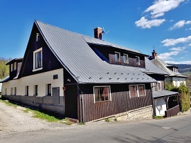 Nov� objekt: Chalupa wellness a baz�n - Lys� hora - Rokytno