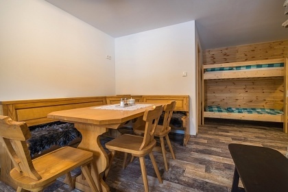 Valask roubenka - prodn jezero Jezern