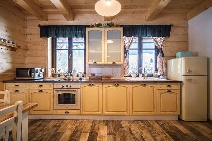 Valask roubenka - prodn jezero Jezern