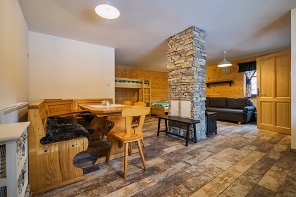 Valask roubenka - prodn jezero Jezern