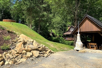 Valask roubenka - prodn jezero Jezern