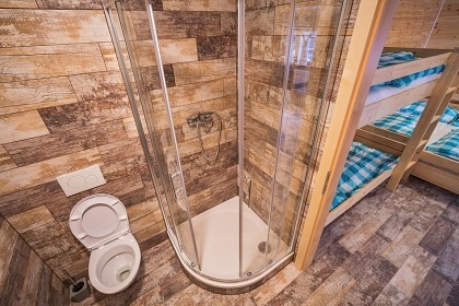 Valask roubenka - prodn jezero Jezern