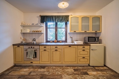 Valask roubenka - prodn jezero Jezern