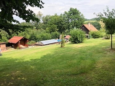 Chata baz�n a sauna - hrad Bouzov - Jev��ko