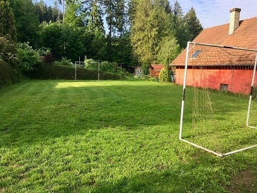 Chata baz�n a sauna - hrad Bouzov - Jev��ko