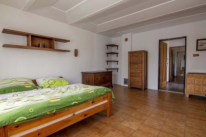 Chalupa s baznem - Habry - Sesk pehrada