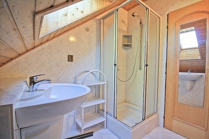 Chalupa s baznem - Habry - Sesk pehrada