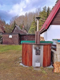 Chata a koupac sud - Dlouh Ves - hrad Lipnice