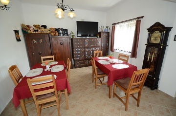 Chalupa s baz�nem - Jizersk� hory a �esk� r�j