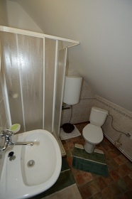 Chalupa s baz�nem - Jizersk� hory a �esk� r�j