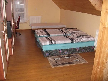 Chalupa s baznem - Skanzen Vesel Kopec