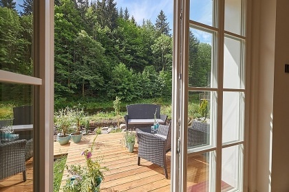 Chalupa v �dol� �eky �py - �ern� hora - Krkono�e