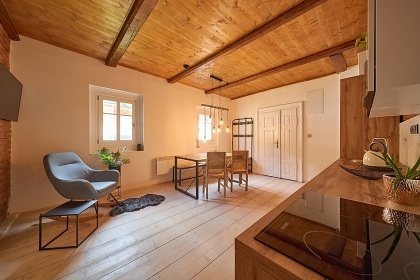 Chalupa v �dol� �eky �py - �ern� hora - Krkono�e