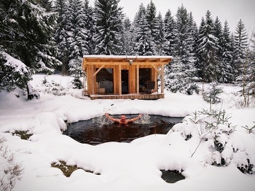 Wellness roubenka s jez�rkem - Nov� Ves nad Nisou