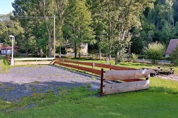 Chalupa u p�ehrady Fl�je - Kru�nohorsk� magistr�la