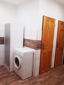 Chalupa u p�ehrady Fl�je - Kru�nohorsk� magistr�la