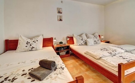 Chalupa U rybn�ka Sv�t - apartm�ny T�ebo�