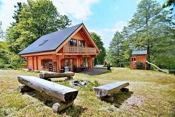 Roubenka u lesa - Kr�lick� Sn�n�k - Doln� Morava