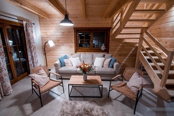 Roubenka u lesa - Kr�lick� Sn�n�k - Doln� Morava