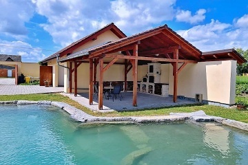 Chalupa T�ebo�sko a koupac� jez�rko - Borovany