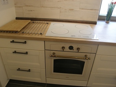 Chalupa Plava a vinn sklep - Stolov hora