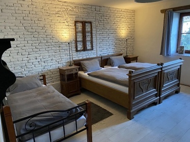 Chalupa Vysočina - apartmány s bazénem - Mezná