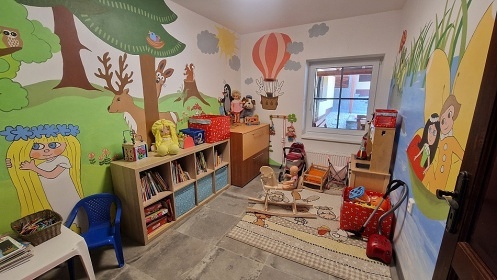 Chalupa CHKO Moravsk kras - bazn a kon