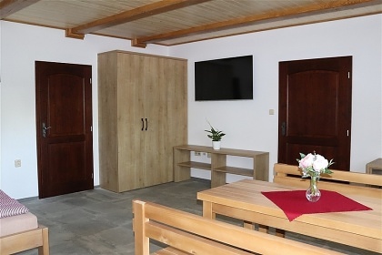 Chalupa CHKO Moravsk kras - bazn a kon