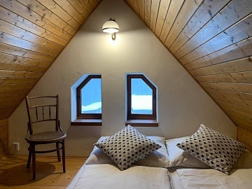 Mezonetov� chata - Jizersk� hory - B�l� Desn�