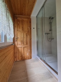 Chata na Vset�nsku - Ro�nov pod Radho���m