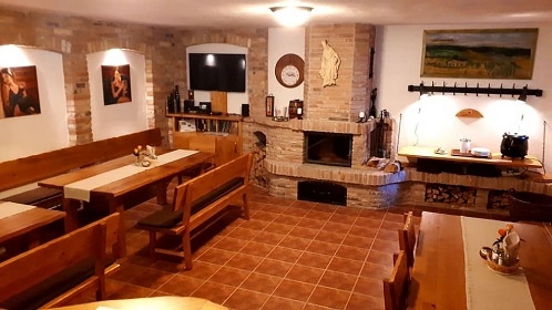 Penzion U TŘÍ RŮŽÍ - Vrbice - jižní Morava