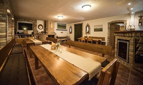 Penzion U TŘÍ RŮŽÍ - Vrbice - jižní Morava