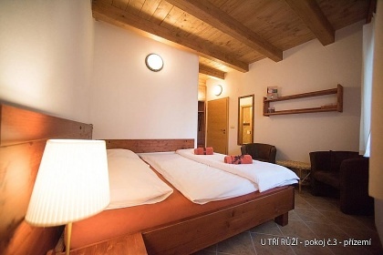 Penzion U TŘÍ RŮŽÍ - Vrbice - jižní Morava