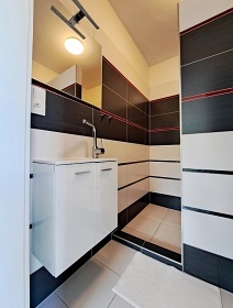 Chalupa s apartm�ny - na �pat� hory Radho��