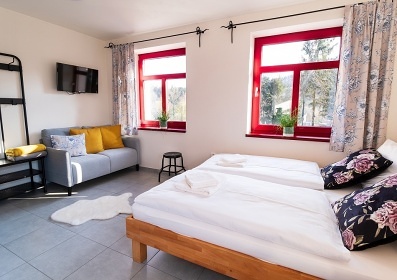 Chalupa s apartm�ny - na �pat� hory Radho��